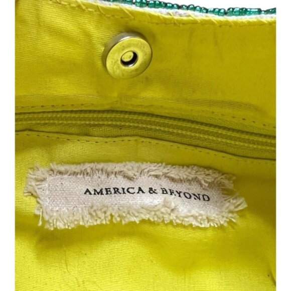 America & Beyond rainbow chevron beaded convertible bag - Picture 13 of 14